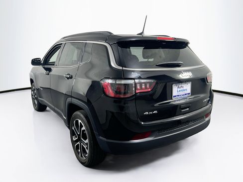 Used 2022 Jeep Compass Limited AWD/4WD image 7