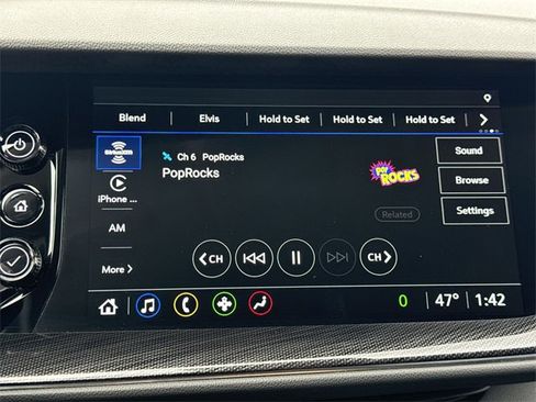 Used 2023 Buick Envision Essence image 13