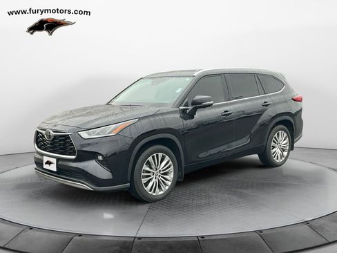 Used 2023 Toyota Highlander Platinum image 7