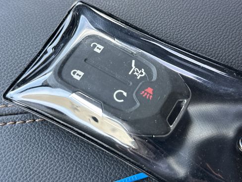 Used 2022 GMC Terrain AT4 w/ LPO, Floor Liner Package image 37