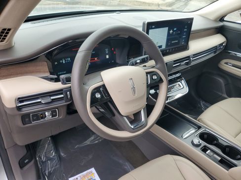 Certified 2024 Lincoln Corsair Reserve w/ Equipment Group 201A image 13