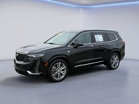 Used 2024 Cadillac XT6 Premium Luxury w/ Technology Package image 10