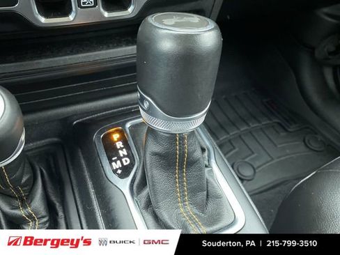 Used 2021 Jeep Wrangler Unlimited Sahara image 18