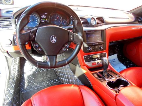 Used 2017 Maserati GranTurismo Sport RWD image 16