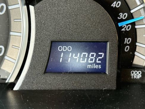 Used 2012 Toyota Camry SE FWD image 24