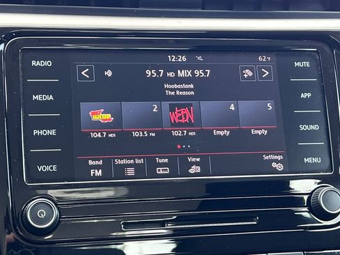 Used 2020 Volkswagen Passat 2.0T S FWD image 23
