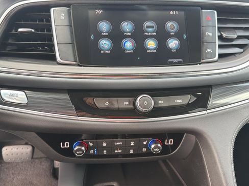 Used 2019 Buick Enclave Premium image 19