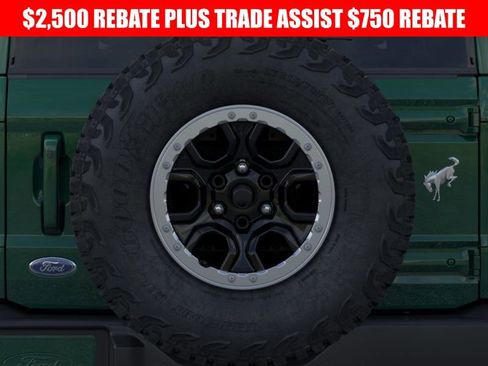 New 2025 Ford Bronco Outer Banks w/ Sasquatch Package image 24