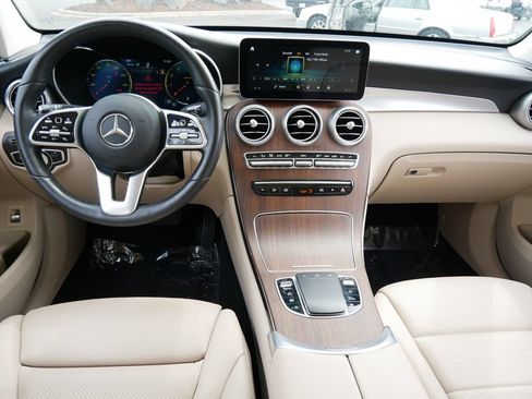 Used 2022 Mercedes-Benz GLC 300 4MATIC image 13