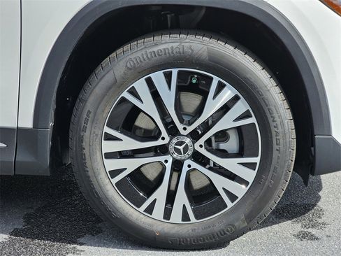 Used 2025 Mercedes-Benz GLA 250 image 13