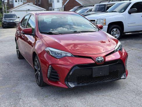 Used 2019 Toyota Corolla SE FWD image 3
