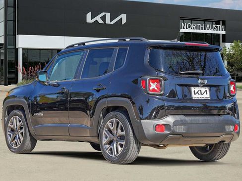 Used 2015 Jeep Renegade Latitude w/ Popular Equipment Group image 5