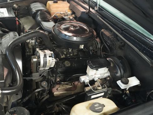 Used 1988 Chevrolet Silverado 1500 2WD Regular Cab image 29