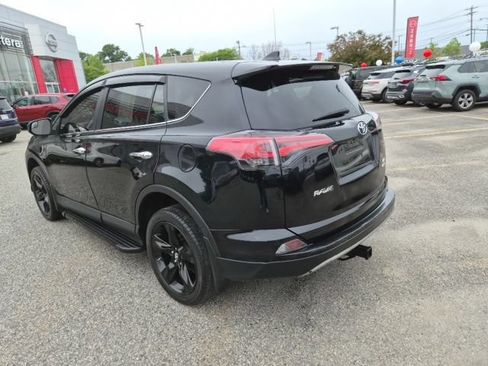Used 2017 Toyota RAV4 LE w/ All Weather Liner Package AWD/4WD image 7