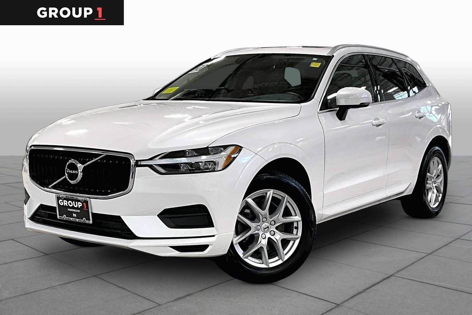Used 2020 Volvo XC60 T5 Momentum w/ Protection Package Premier AWD/4WD image 1
