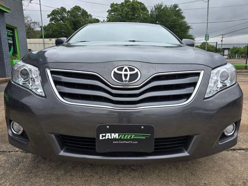 Used 2011 Toyota Camry image 5
