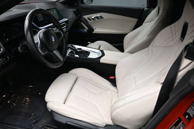 Used 2019 BMW Z4 sDrive30i w/ M Sport Package RWD image 18