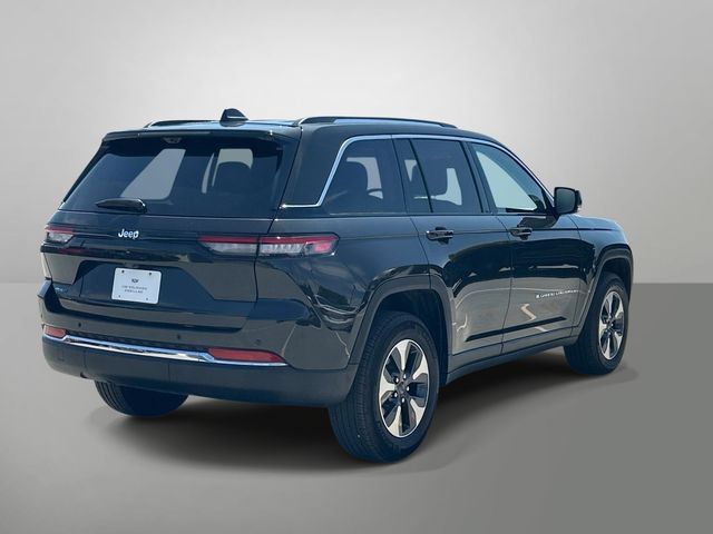 Used 2023 Jeep Grand Cherokee 4WD 4xe w/ Luxury Tech Group II image 26