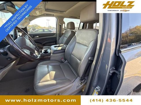 Certified 2018 Chevrolet Suburban LT w/ Luxury Package image 11