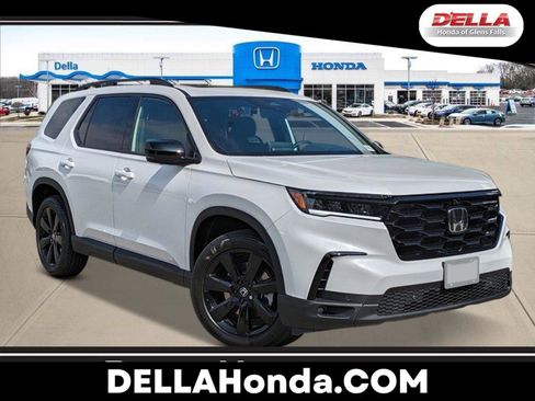 New 2025 Honda Pilot Black Edition image 1