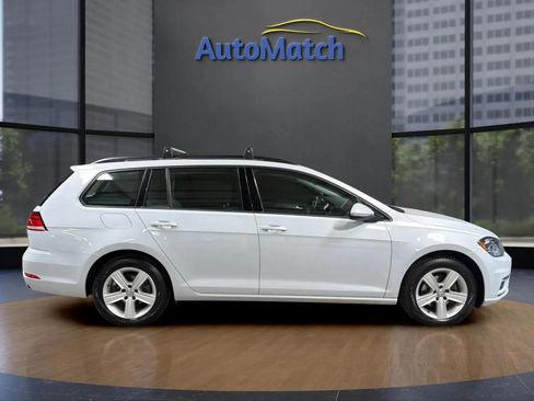 Used 2018 Volkswagen Golf SE FWD image 12
