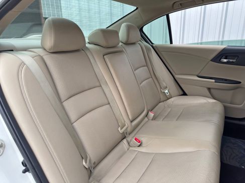 Used 2017 Honda Accord EX-L image 36