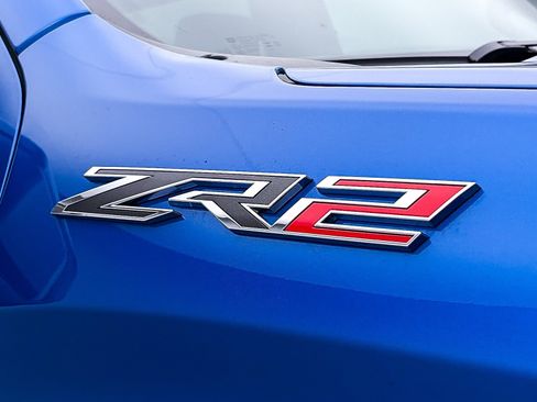 Used 2023 Chevrolet Silverado 1500 ZR2 w/ Technology Package image 2