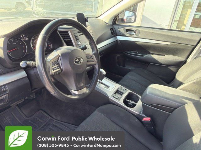 Used 2014 Subaru Outback 2.5i Premium AWD/4WD image 12