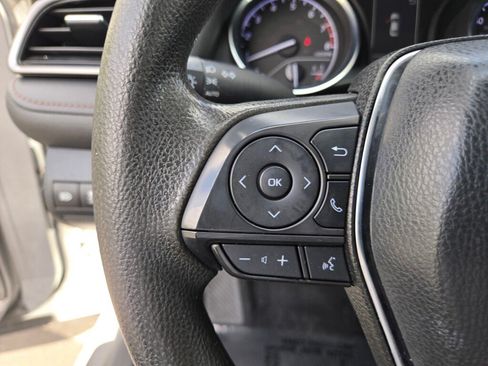 Used 2019 Toyota Camry LE w/ Convenience Package FWD image 24