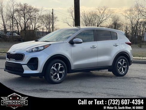 Used 2020 Kia Sportage LX FWD image 4