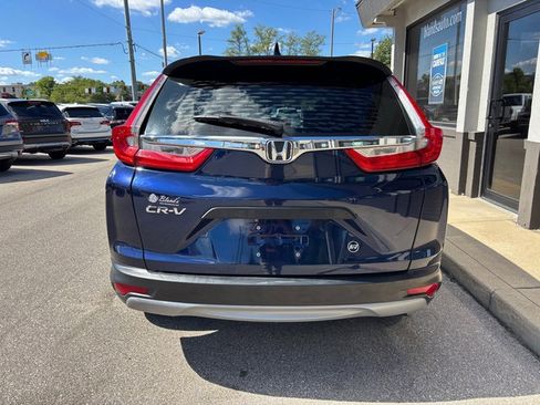 Used 2018 Honda CR-V LX image 3