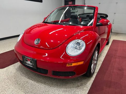 Used 2009 Volkswagen Beetle S image 5