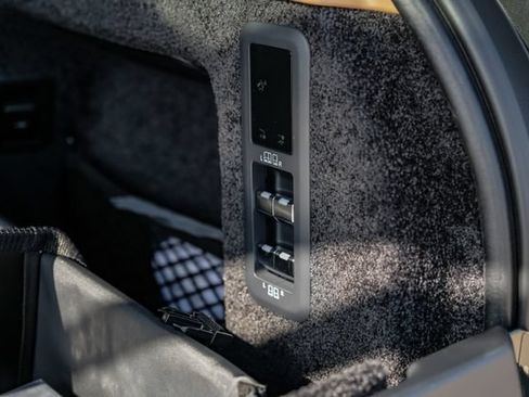 New 2026 Land Rover Range Rover Long Wheelbase SE AWD/4WD image 70