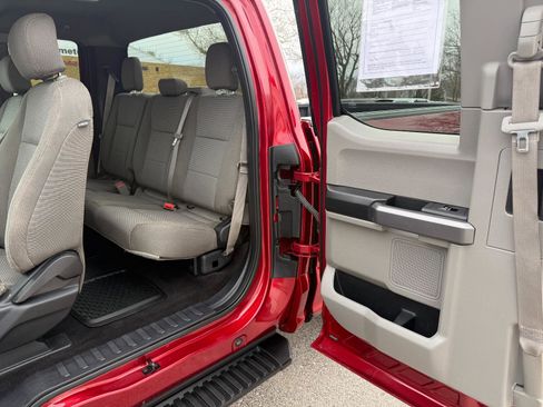 Used 2018 Ford F150 XLT w/ Equipment Group 301A Mid AWD/4WD image 14
