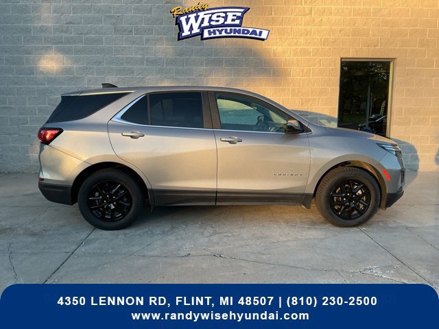 Used 2024 Chevrolet Equinox LT w/ Driver Convenience Package AWD/4WD image 4