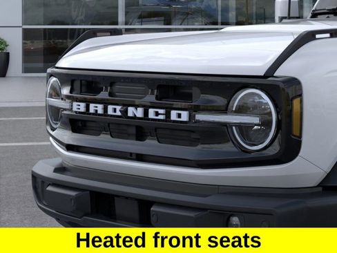 New 2025 Ford Bronco Outer Banks w/ Sasquatch Package image 19