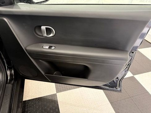 Used 2024 Hyundai Ioniq 5 SE image 22