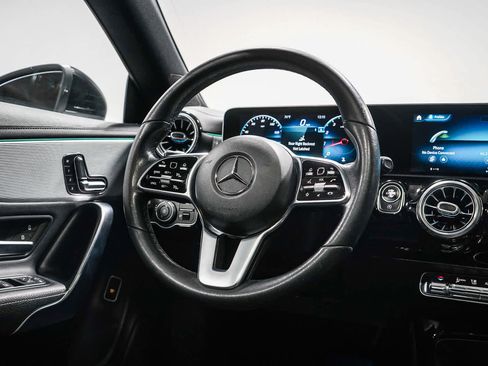 Used 2020 Mercedes-Benz CLA 250 image 17