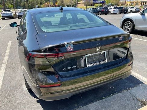 Used 2024 Honda Accord EX image 4