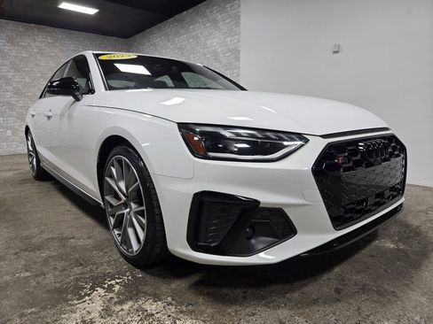 Used 2023 Audi S4 Premium Plus w/ Premium Plus Package image 4