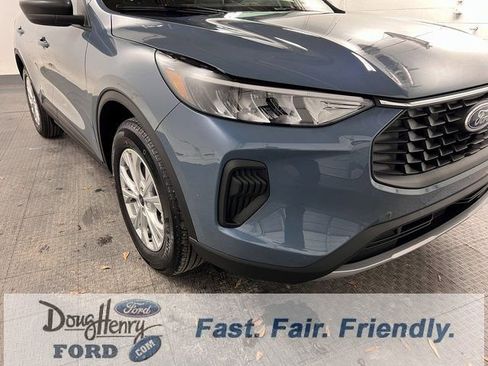 New 2026 Ford Escape Active w/ Cold Weather Package image 8