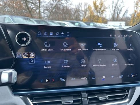 New 2026 Chevrolet Equinox EV LT image 21