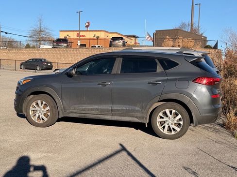 Used 2019 Hyundai Tucson SE image 12