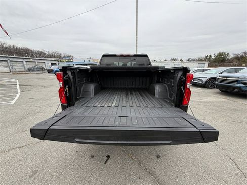 Used 2023 Chevrolet Silverado 1500 ZR2 w/ Technology Package image 27