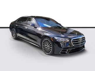 Used 2023 Mercedes-Benz S 580 4MATIC Sedan video 1
