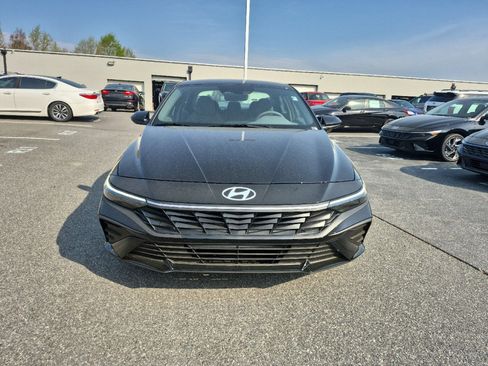 New 2026 Hyundai Elantra Sport FWD image 2