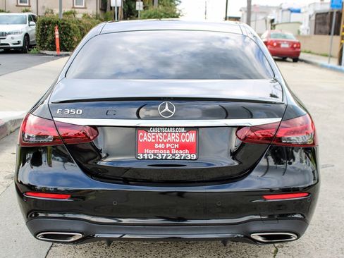 Used 2022 Mercedes-Benz E 350 Sedan w/ AMG Line Exterior image 4