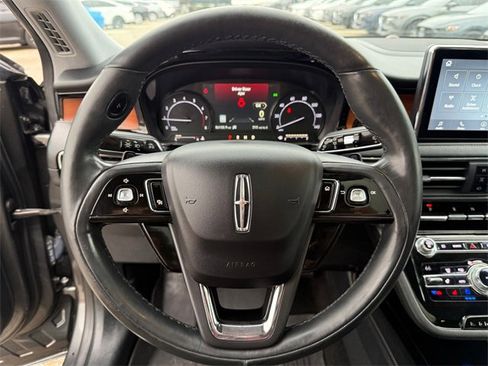 Used 2020 Lincoln Corsair Reserve w/ Equipment Group 201A image 16