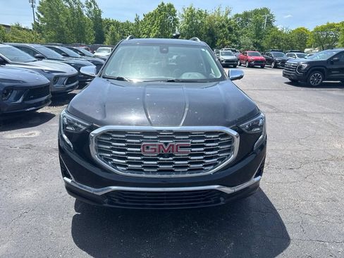 Used 2019 GMC Terrain Denali w/ Advanced Safety Package AWD/4WD image 5
