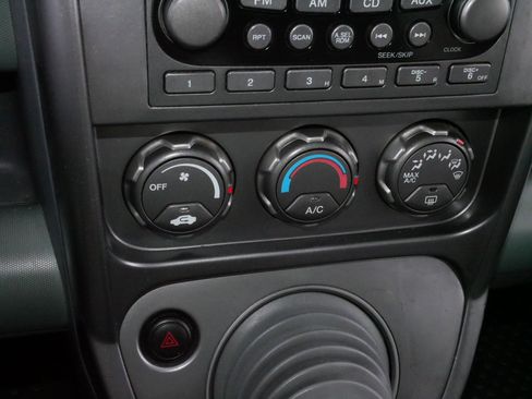 Used 2004 Honda Element EX image 23